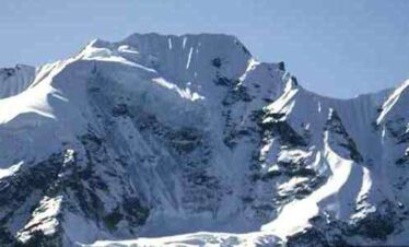 Naya Kanga Peak